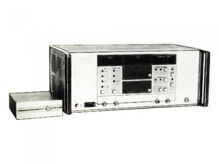 Измеритель 836